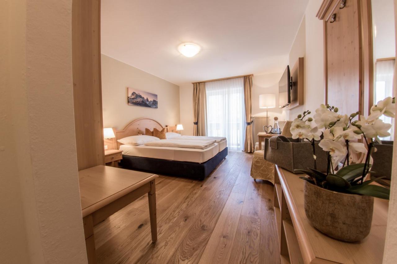 Hotel Gruber Sexten Esterno foto