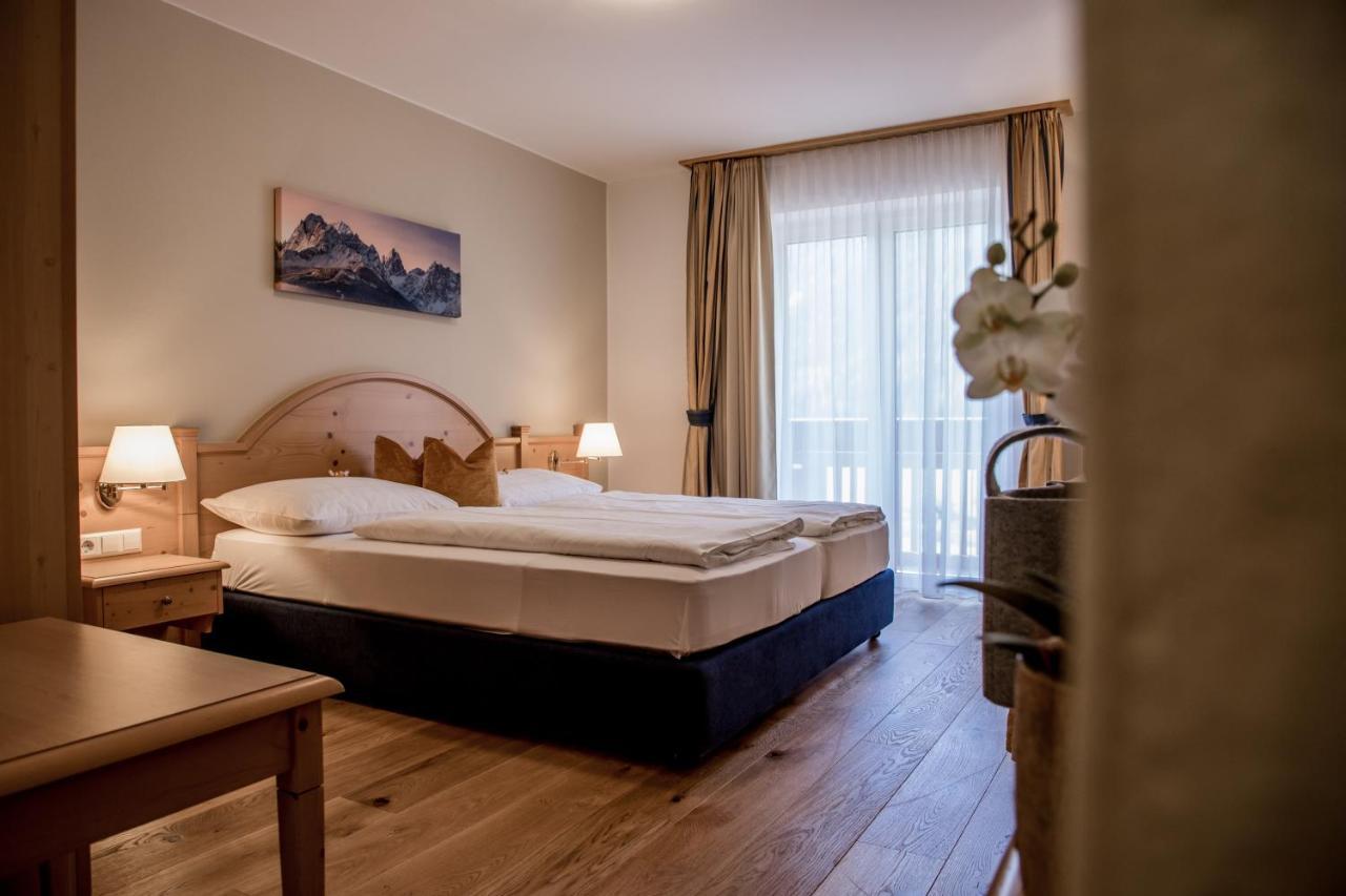 Hotel Gruber Sexten Esterno foto