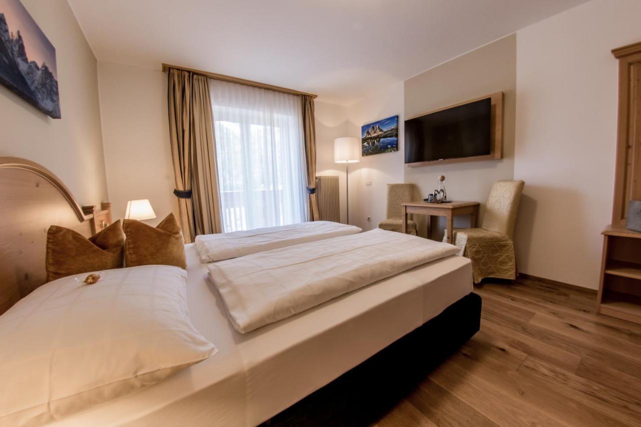 Hotel Gruber Sexten Esterno foto